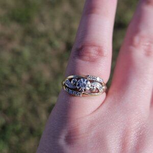 14K Yellow & White Gold Diamond Scroll Art Deco Cocktail Ring 0.20TCW Size 5
